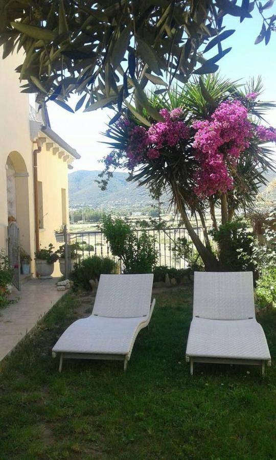 B&B Villa Orchidea Olbia Exteriör bild