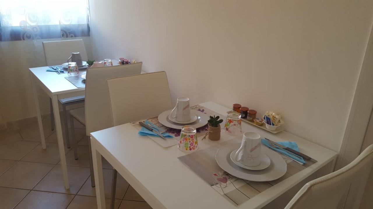 B&B Villa Orchidea Olbia Exteriör bild