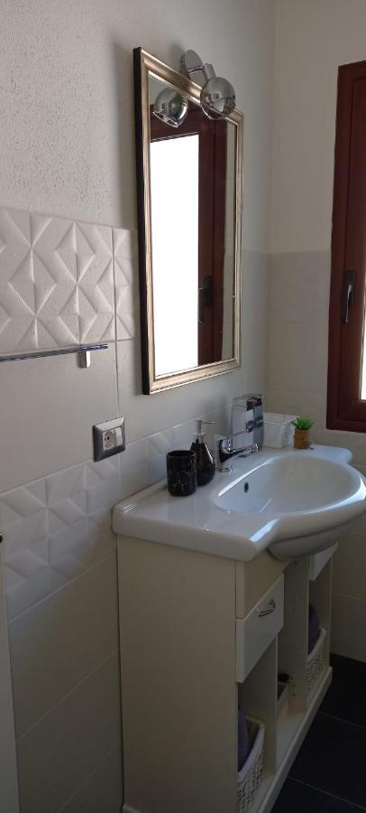 B&B Villa Orchidea Olbia Exteriör bild