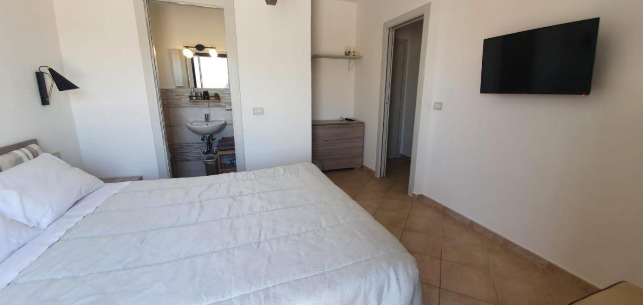 B&B Villa Orchidea Olbia Exteriör bild