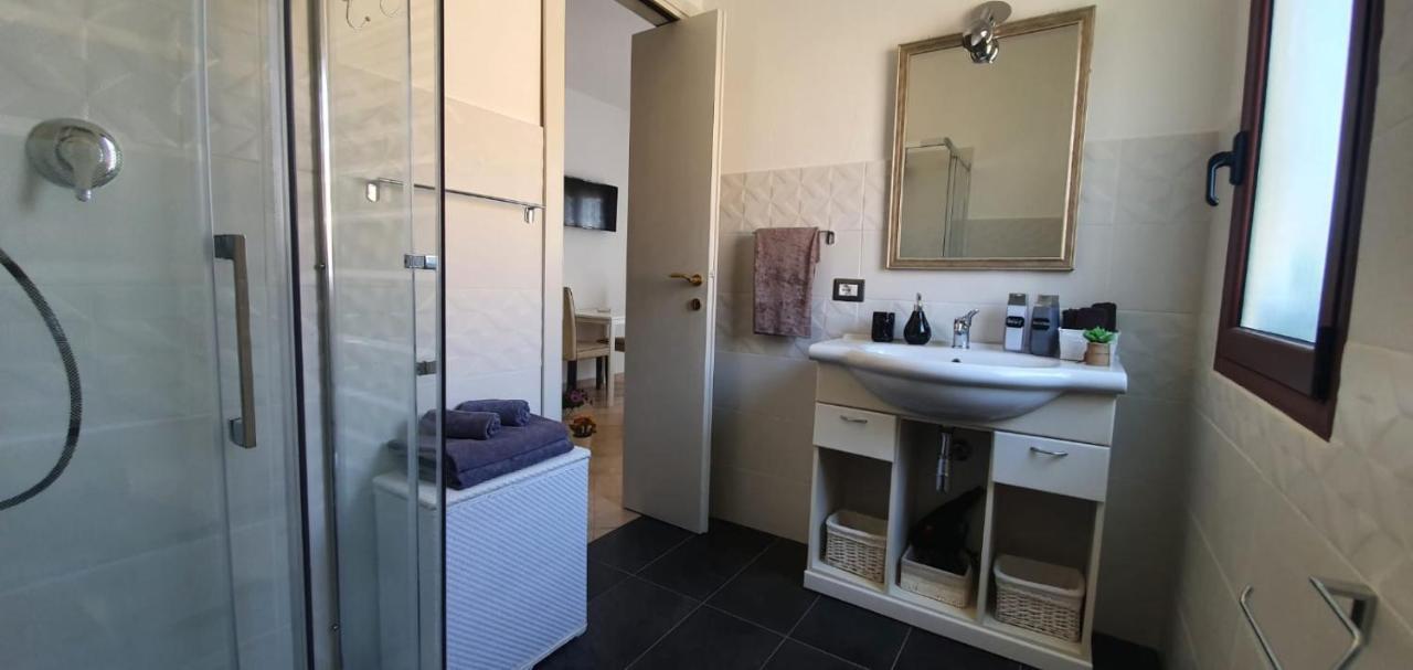 B&B Villa Orchidea Olbia Exteriör bild