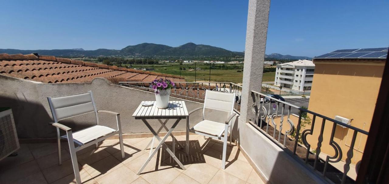 B&B Villa Orchidea Olbia Exteriör bild